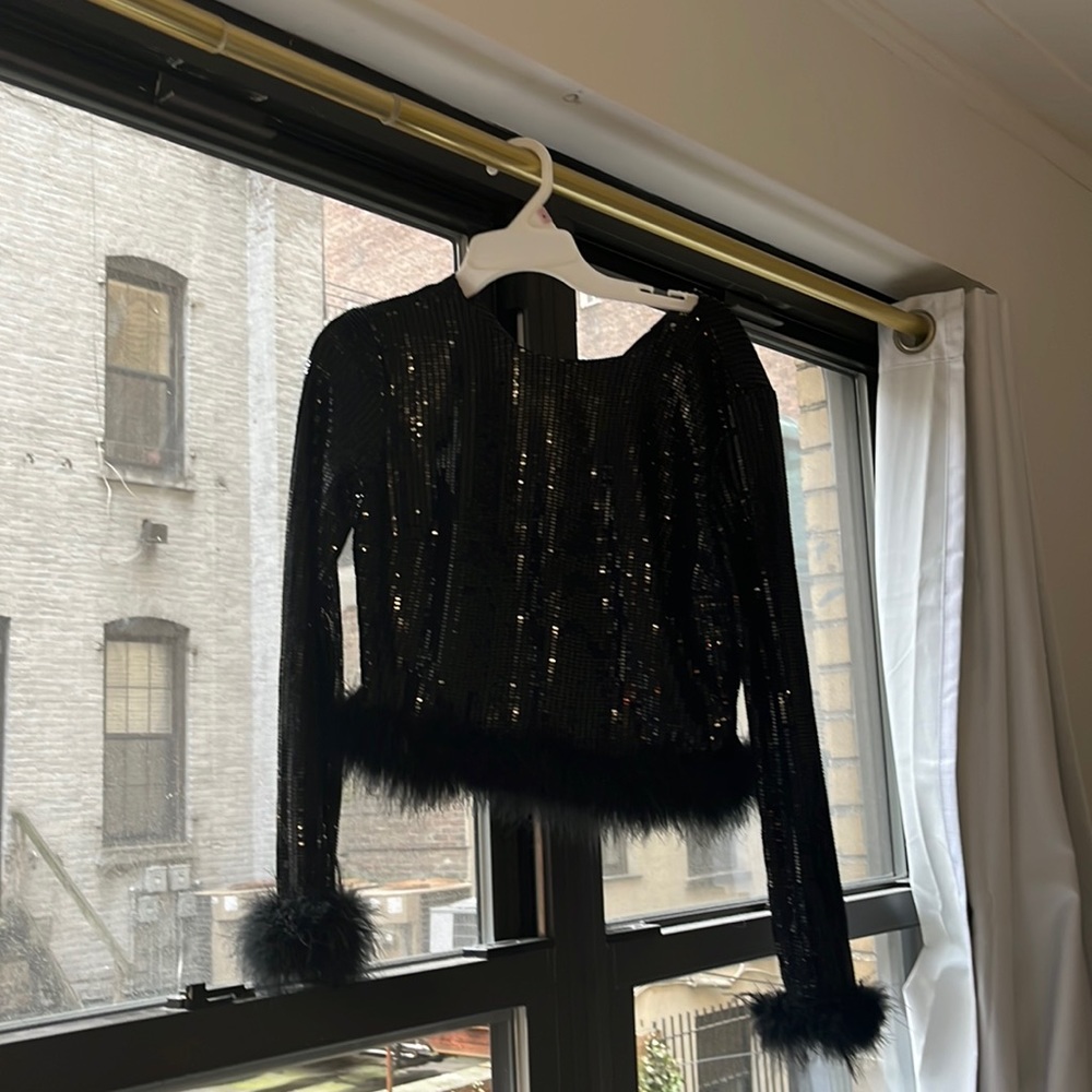 Sequenced black fur shirt